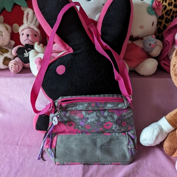 hello kitty purse/ crossbody bag gray pink/magenta purple - Picture 2 of 8